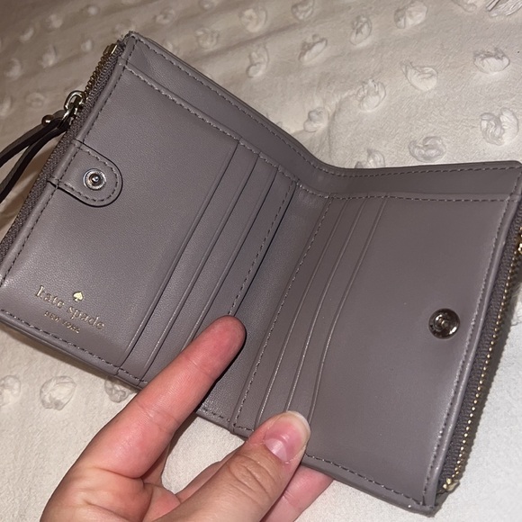 Kate Spade Wallet - Picture 2 of 3